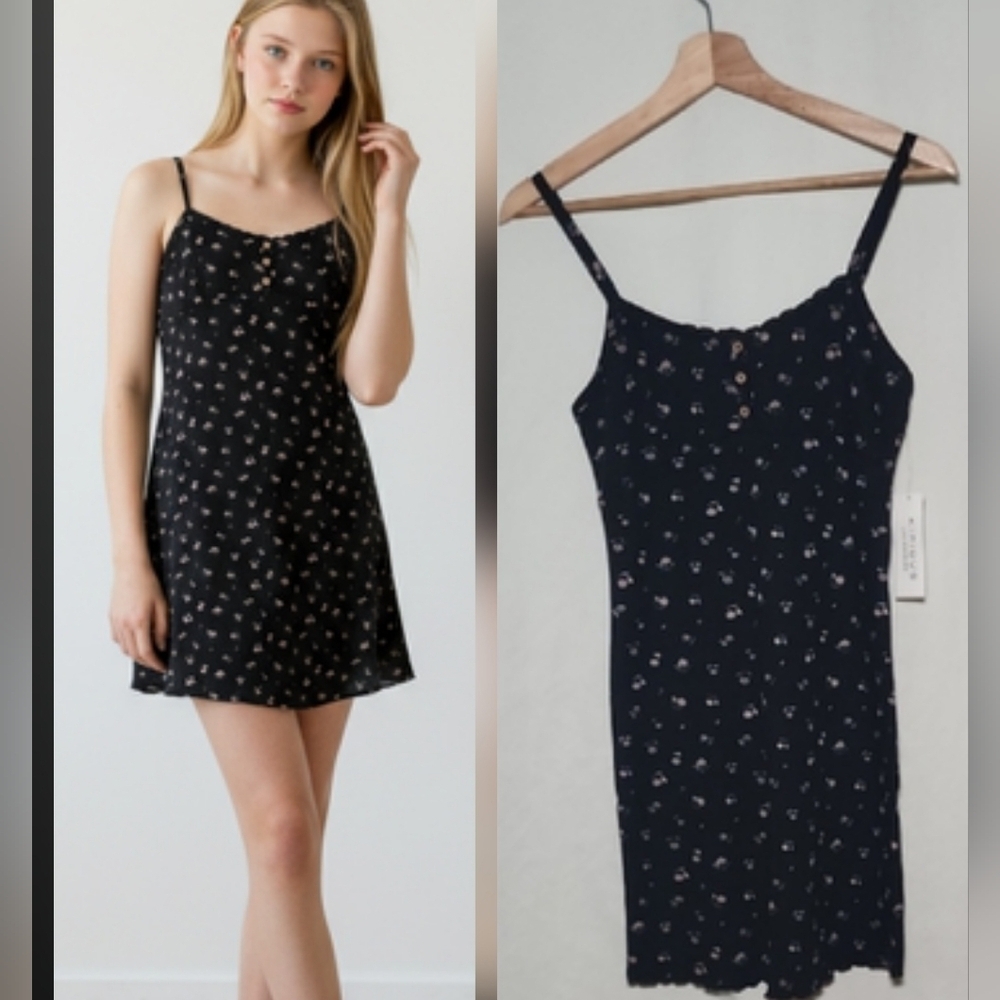 Elegant Black Floral Mini Dress